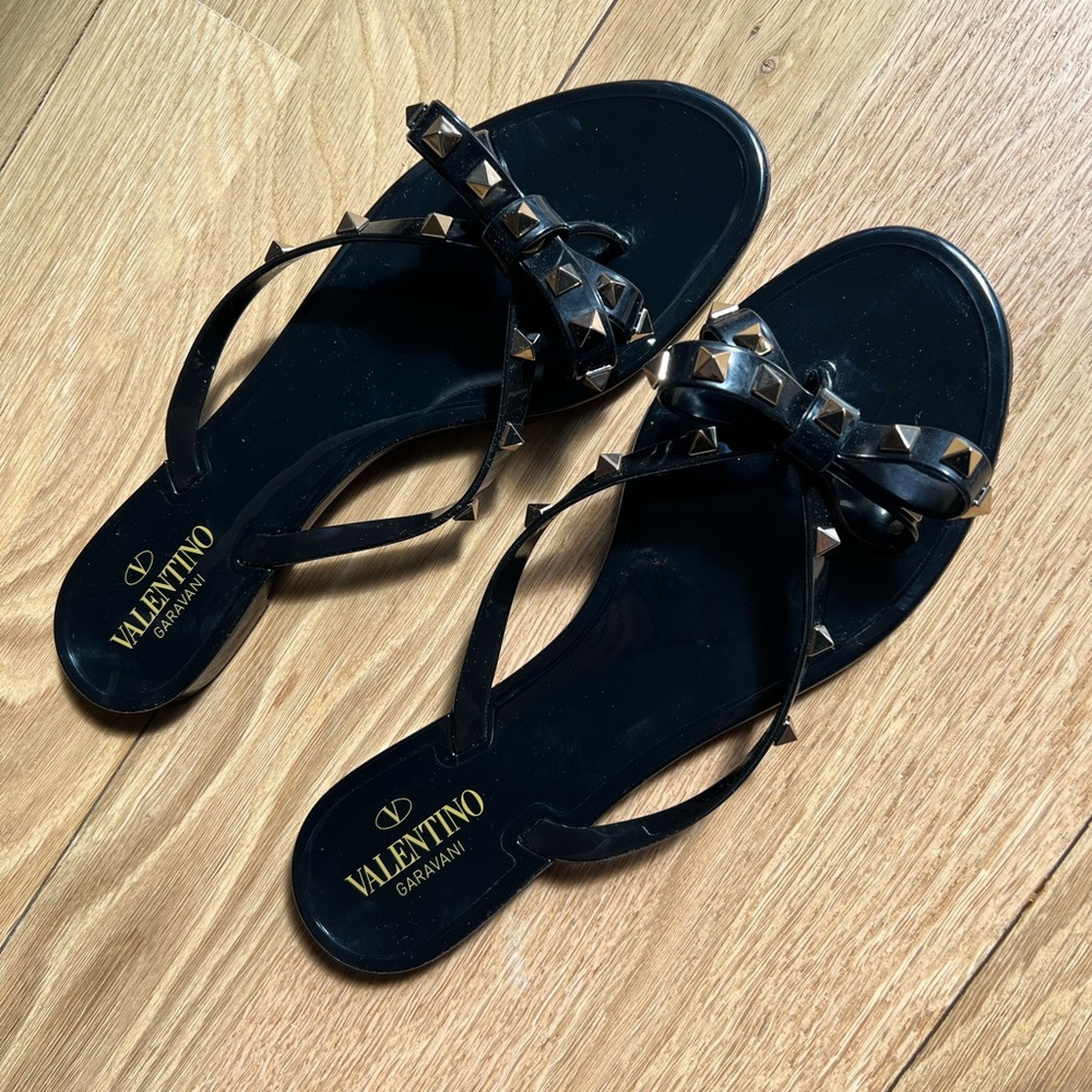 Valentino Rockstud PVC Flat Thong